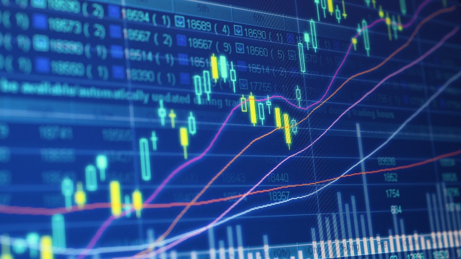 سوق العمل الأمريكي يظهر مرونة غير متوقعة