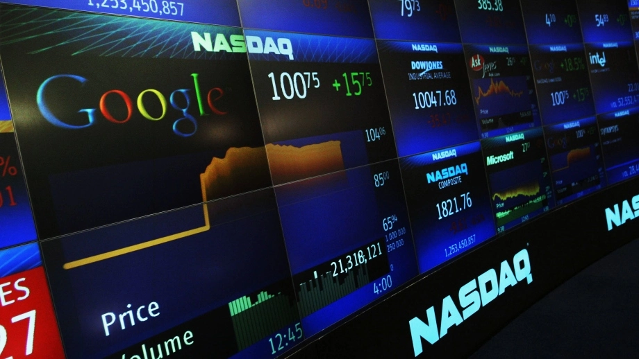 Wall Street cauta, focus su AI e Fed