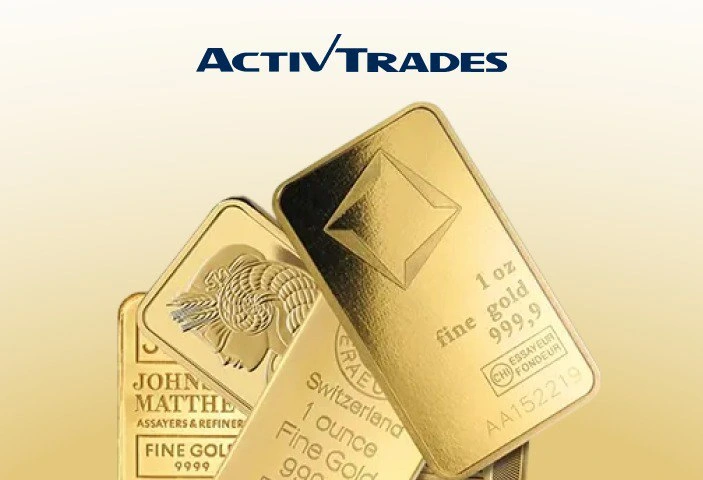 Gold Nears Two-Month High as Fed Rate Hike Bets Fade Fast